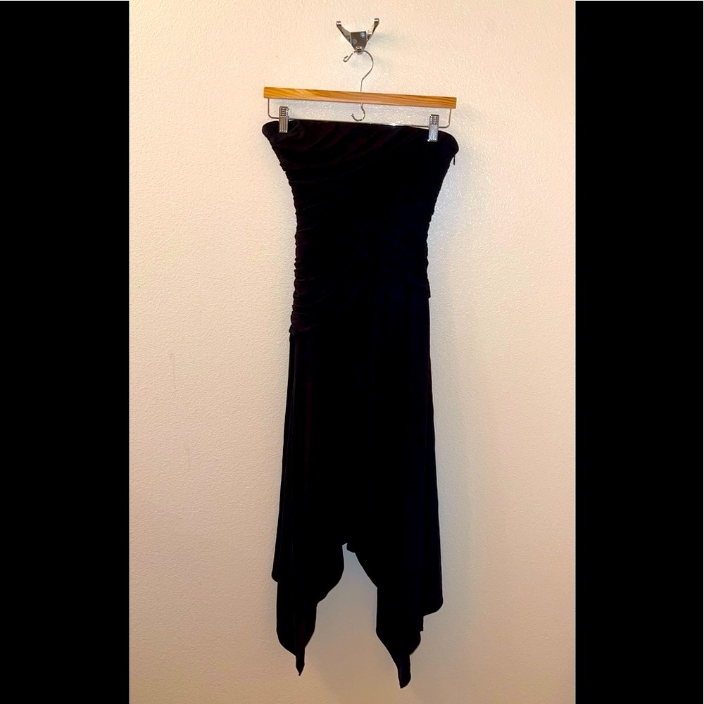 BCBG MAXAZRIA STRAPLESS DRESS❤️